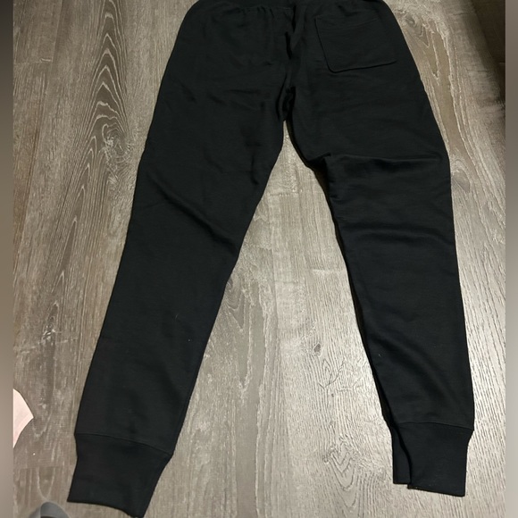 UT sweatpants - Picture 5 of 9